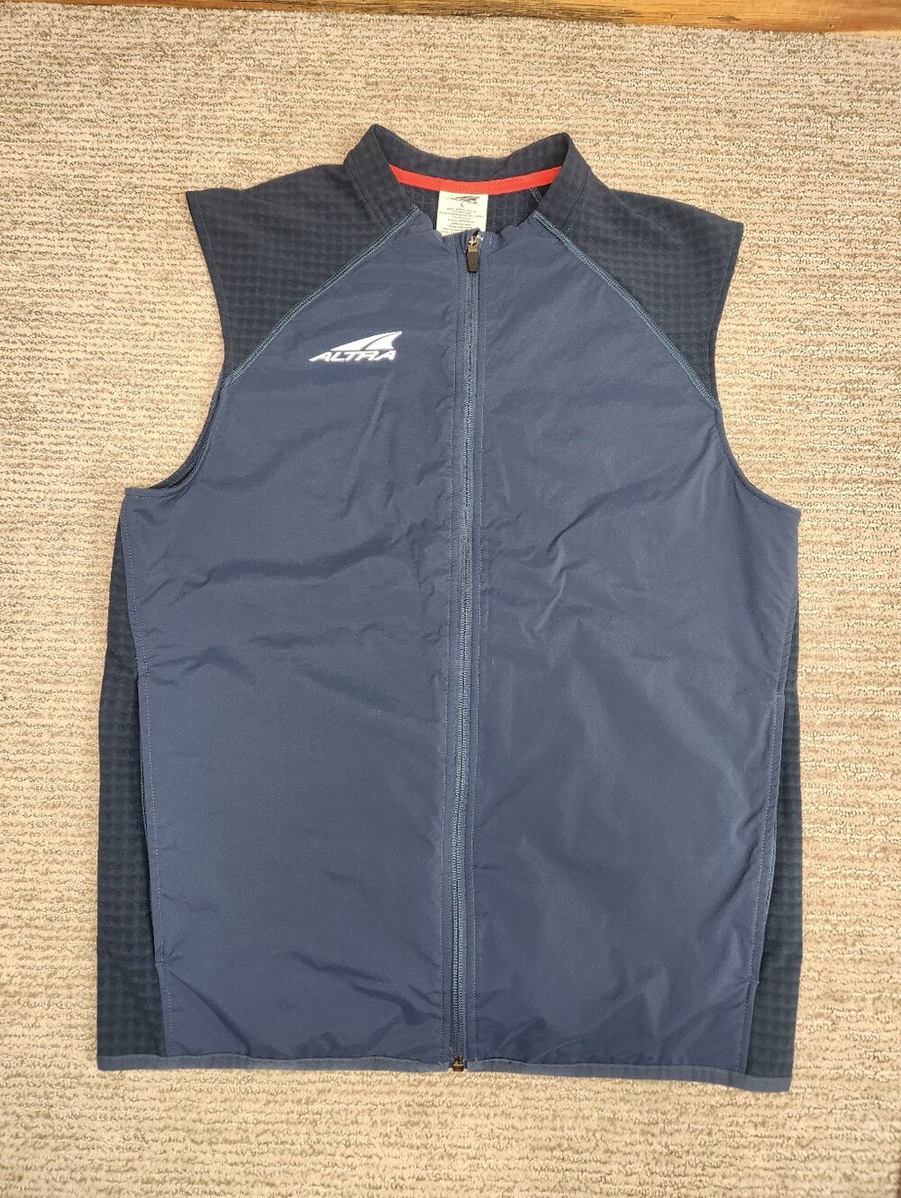 Altra Running Vest Mens L Navy Blue Trail Wind Hiking Outdoor Full Zip Stretch